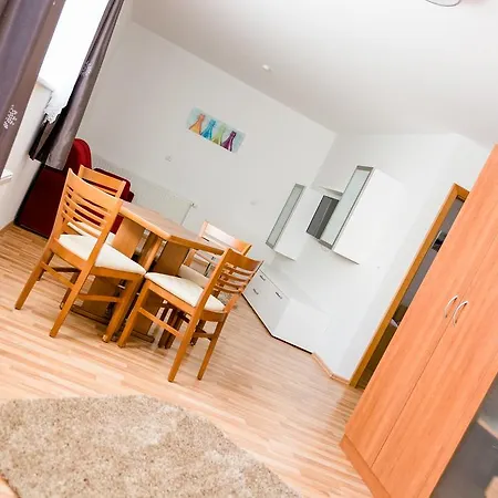 Casa de hóspedes Fruehstueckspension Scharinger Hof