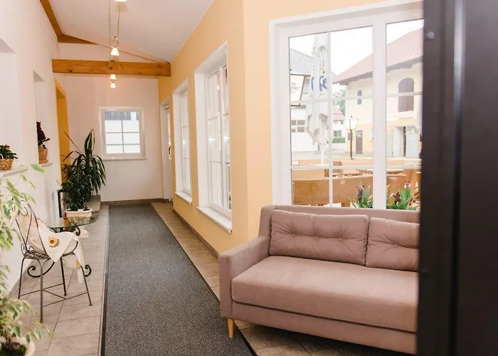 Pensionat Fruehstueckspension Scharinger Hof *