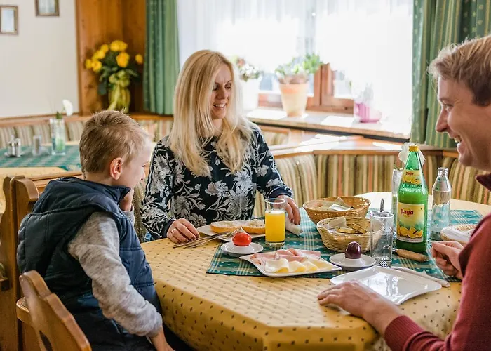 Fruehstueckspension Scharinger Hof Gilgenberg am Weilhart